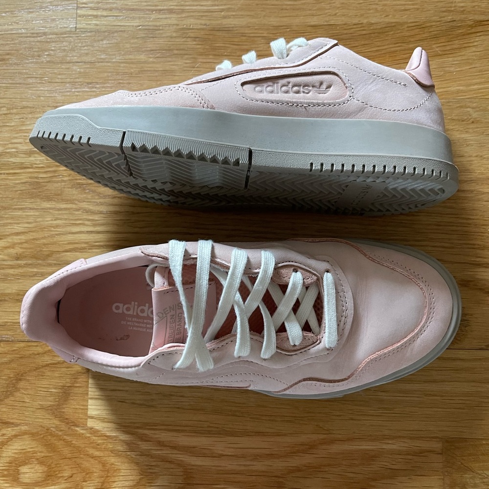 Adidas LIKE NEW